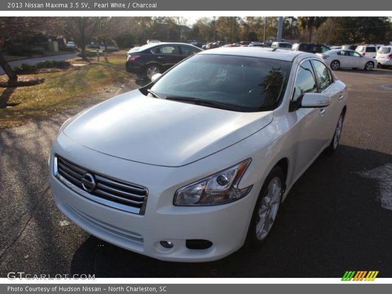 Pearl White / Charcoal 2013 Nissan Maxima 3.5 SV