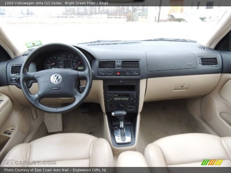 Bright Green Pearl / Beige 1999 Volkswagen Jetta GLS Sedan
