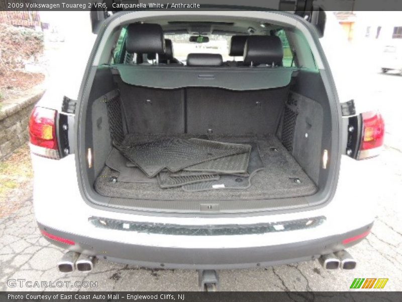 Campanella White / Anthracite 2009 Volkswagen Touareg 2 VR6