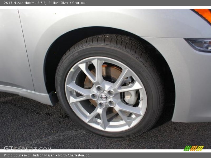Brilliant Silver / Charcoal 2013 Nissan Maxima 3.5 S