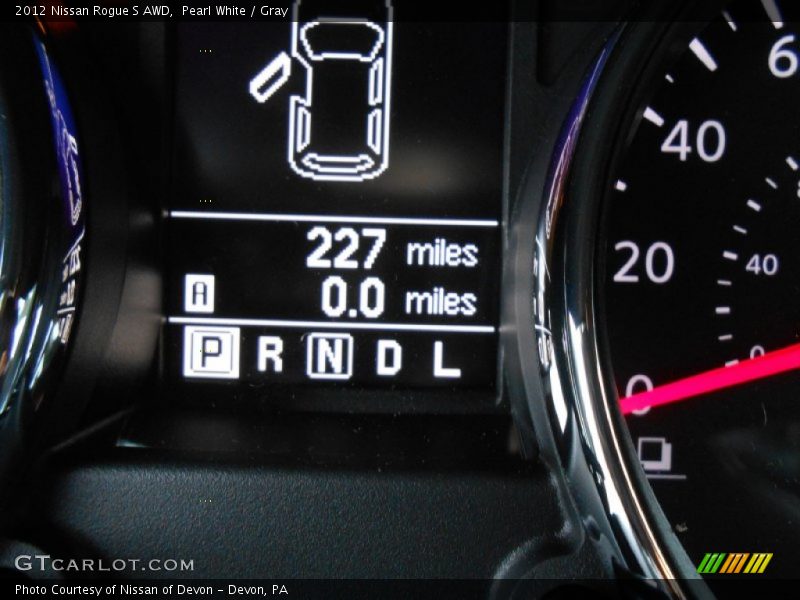 Pearl White / Gray 2012 Nissan Rogue S AWD