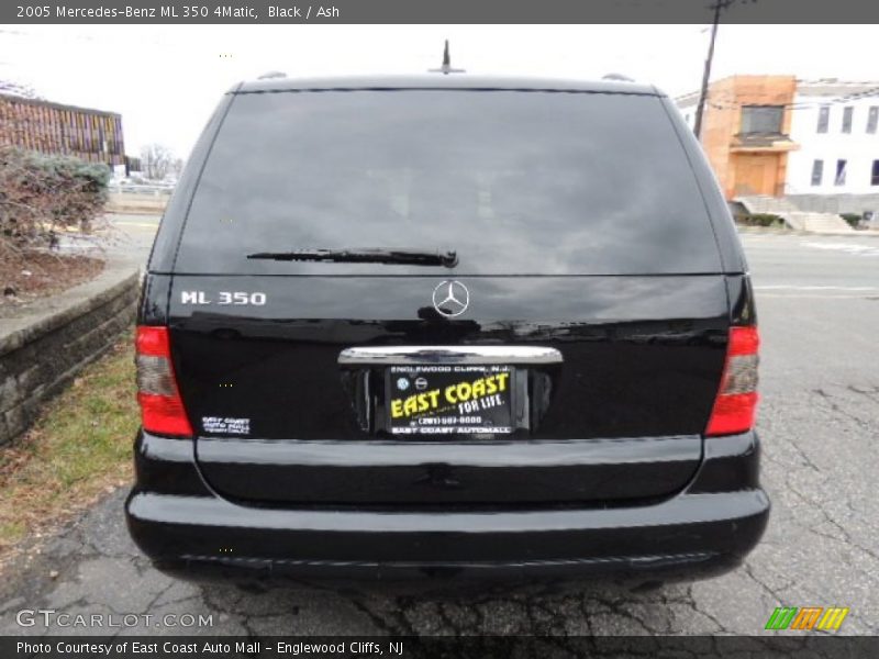 Black / Ash 2005 Mercedes-Benz ML 350 4Matic
