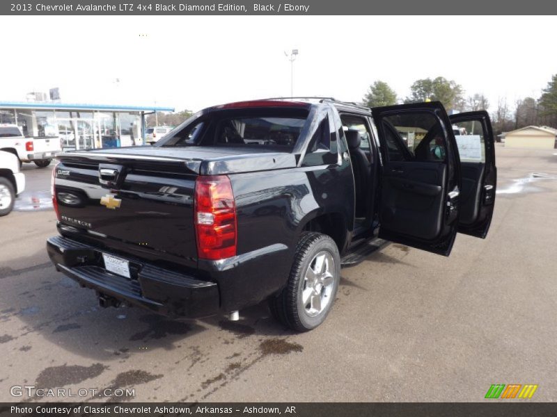 Black / Ebony 2013 Chevrolet Avalanche LTZ 4x4 Black Diamond Edition