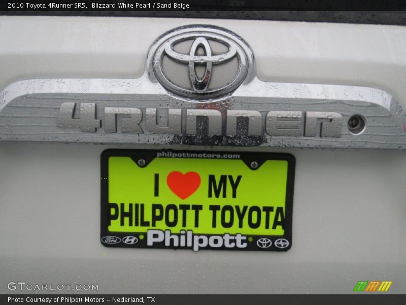 Blizzard White Pearl / Sand Beige 2010 Toyota 4Runner SR5