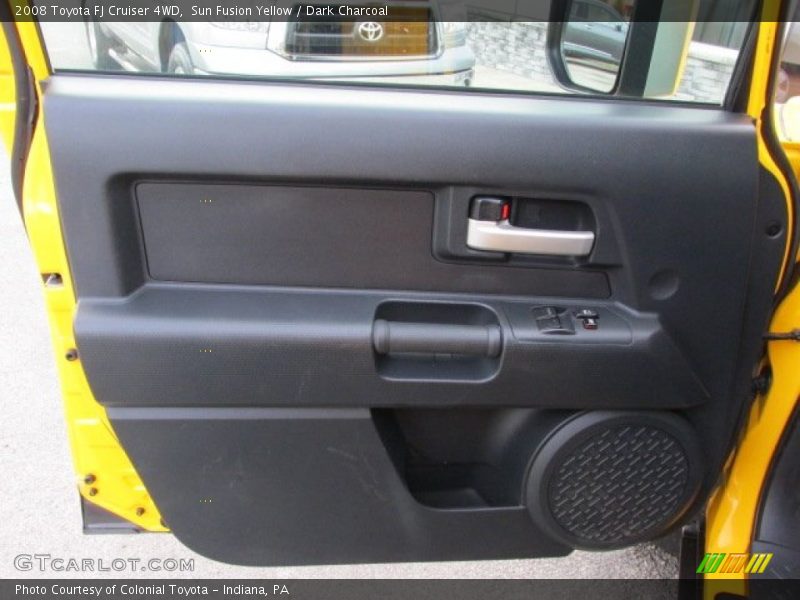 Door Panel of 2008 FJ Cruiser 4WD
