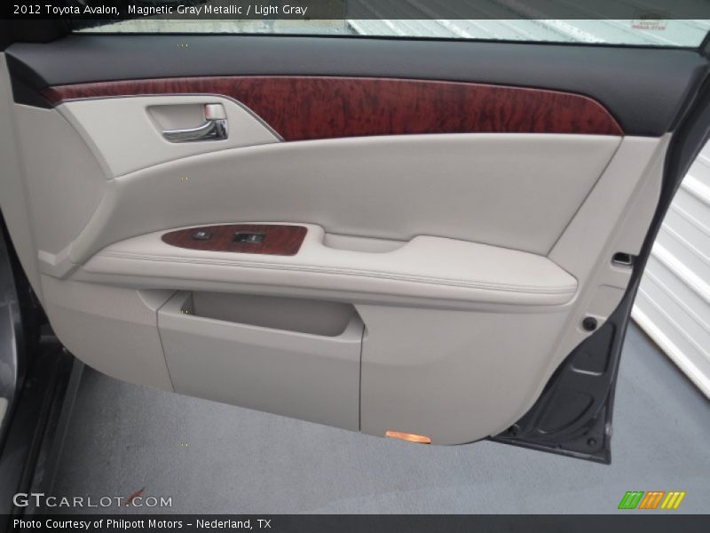 Magnetic Gray Metallic / Light Gray 2012 Toyota Avalon