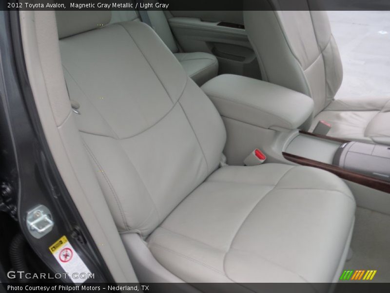 Magnetic Gray Metallic / Light Gray 2012 Toyota Avalon