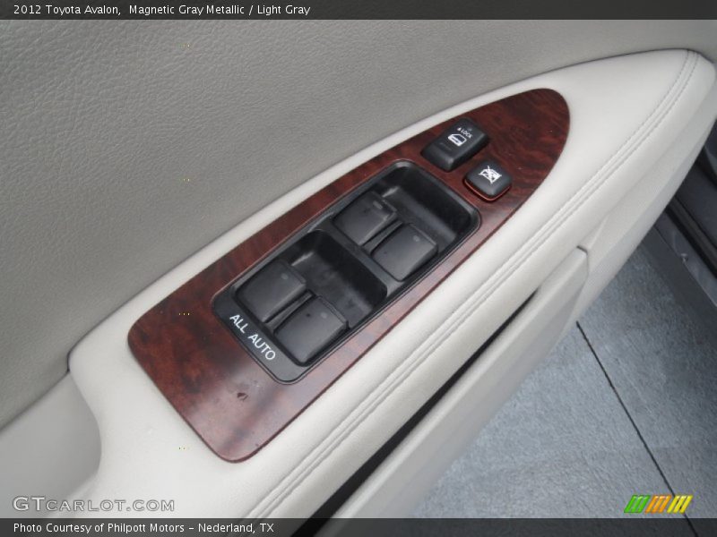 Magnetic Gray Metallic / Light Gray 2012 Toyota Avalon