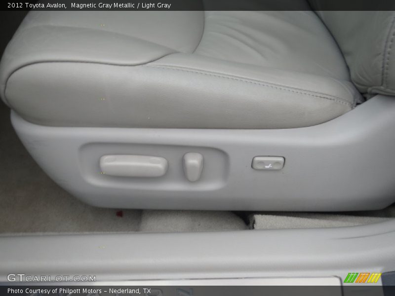 Magnetic Gray Metallic / Light Gray 2012 Toyota Avalon