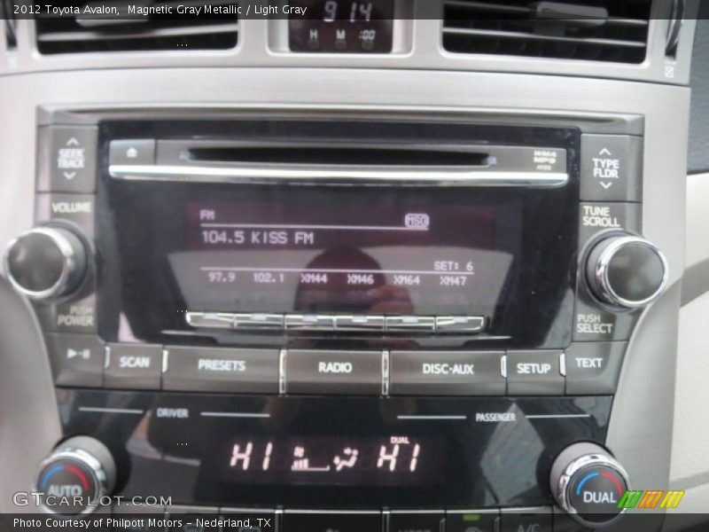 Magnetic Gray Metallic / Light Gray 2012 Toyota Avalon