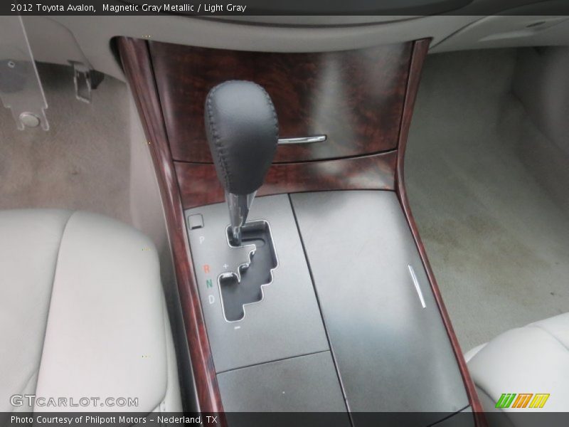 Magnetic Gray Metallic / Light Gray 2012 Toyota Avalon