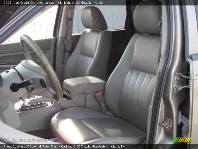 Front Seat of 2006 Grand Cherokee Laredo 4x4