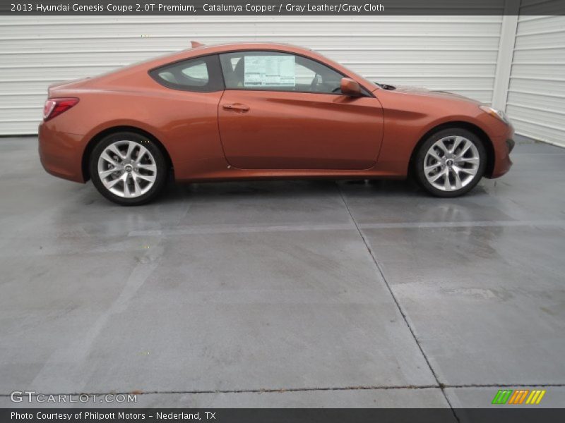  2013 Genesis Coupe 2.0T Premium Catalunya Copper