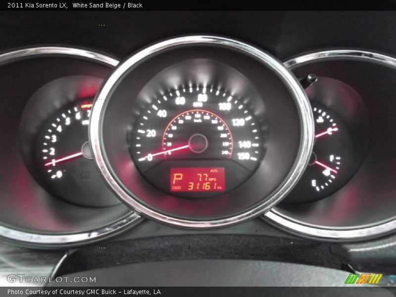 White Sand Beige / Black 2011 Kia Sorento LX
