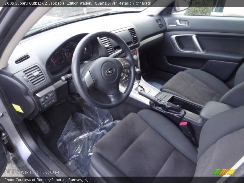 Quartz Silver Metallic / Off Black 2009 Subaru Outback 2.5i Special Edition Wagon