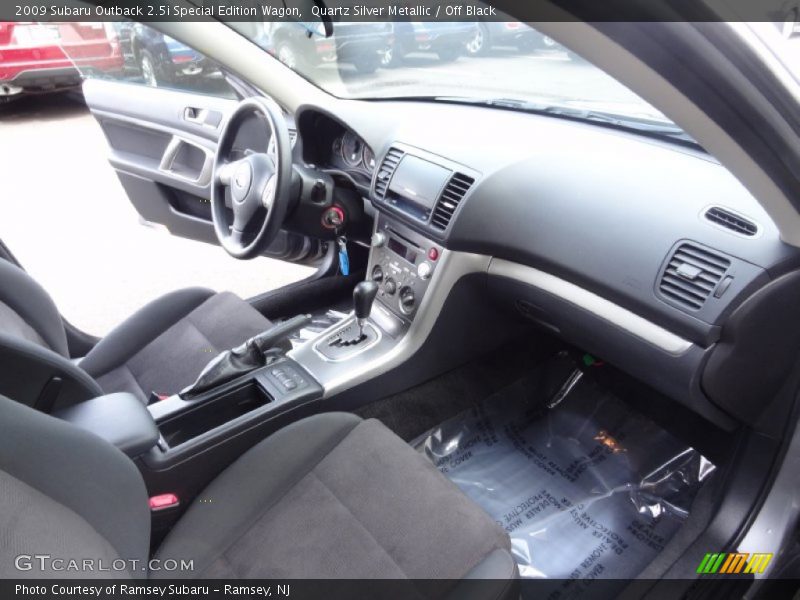 Quartz Silver Metallic / Off Black 2009 Subaru Outback 2.5i Special Edition Wagon