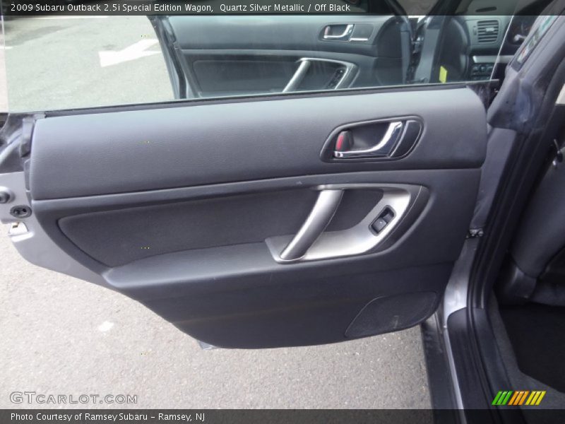 Quartz Silver Metallic / Off Black 2009 Subaru Outback 2.5i Special Edition Wagon