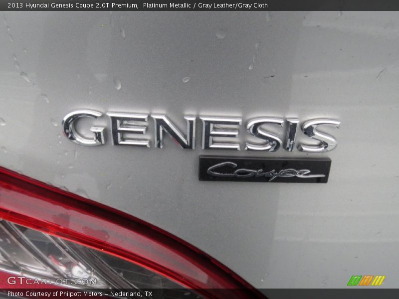 Platinum Metallic / Gray Leather/Gray Cloth 2013 Hyundai Genesis Coupe 2.0T Premium
