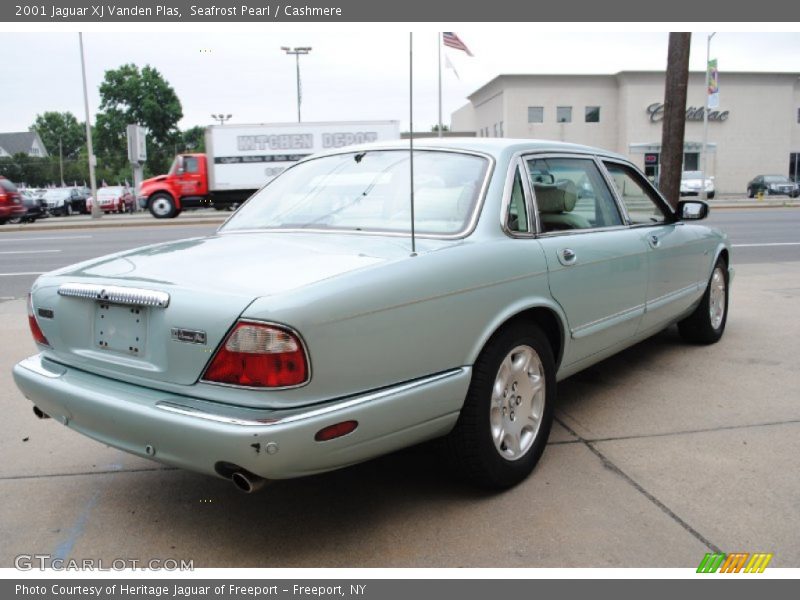 Seafrost Pearl / Cashmere 2001 Jaguar XJ Vanden Plas