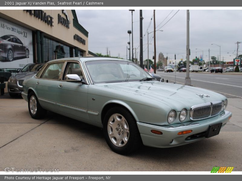 Seafrost Pearl / Cashmere 2001 Jaguar XJ Vanden Plas