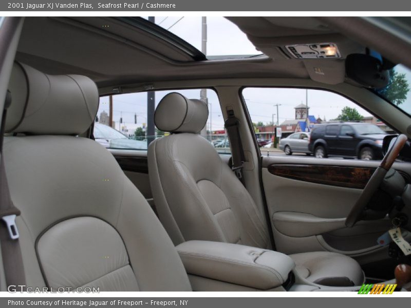 Seafrost Pearl / Cashmere 2001 Jaguar XJ Vanden Plas
