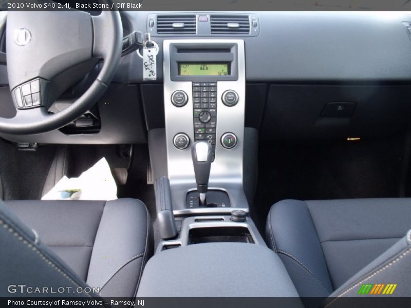 Black Stone / Off Black 2010 Volvo S40 2.4i