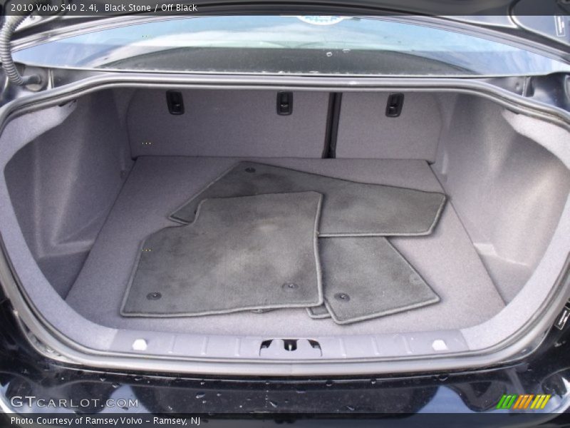 Black Stone / Off Black 2010 Volvo S40 2.4i