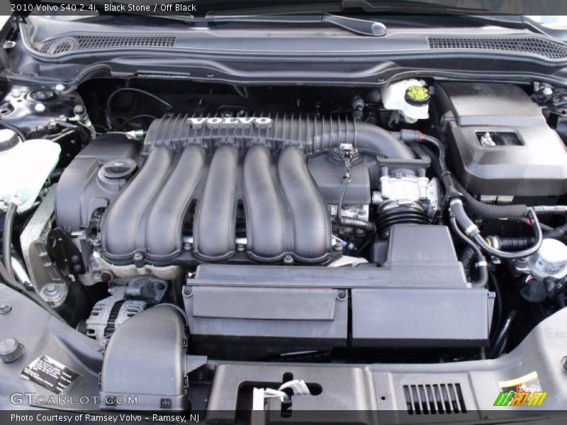 Black Stone / Off Black 2010 Volvo S40 2.4i