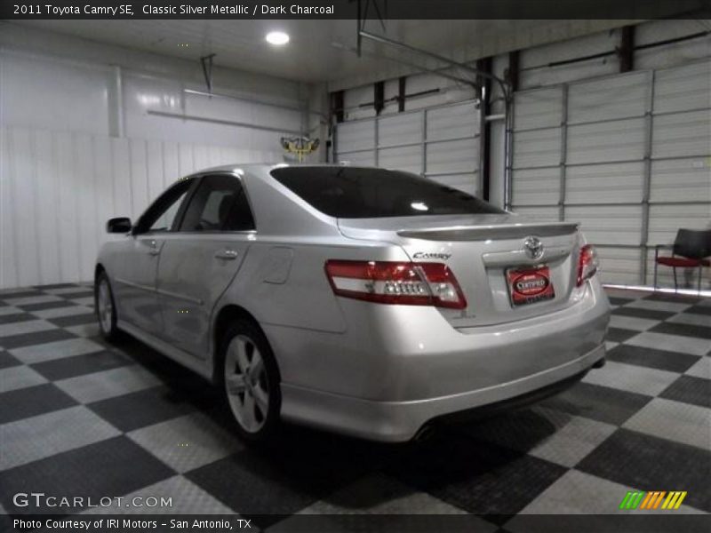 Classic Silver Metallic / Dark Charcoal 2011 Toyota Camry SE