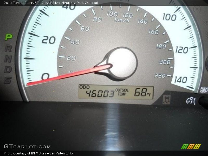 Classic Silver Metallic / Dark Charcoal 2011 Toyota Camry SE