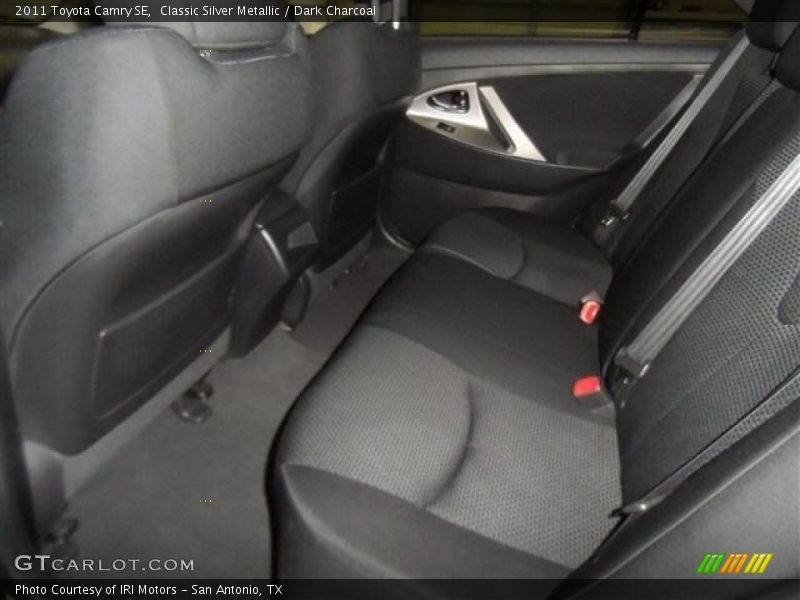 Classic Silver Metallic / Dark Charcoal 2011 Toyota Camry SE