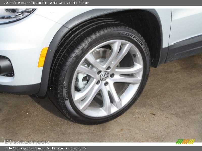 White Gold Metallic / Beige 2013 Volkswagen Tiguan SEL