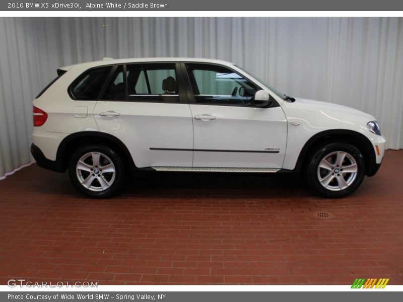 Alpine White / Saddle Brown 2010 BMW X5 xDrive30i