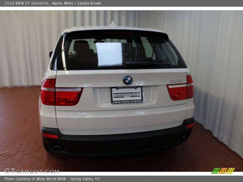 Alpine White / Saddle Brown 2010 BMW X5 xDrive30i