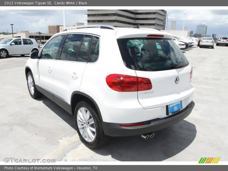 Candy White / Black 2013 Volkswagen Tiguan SE