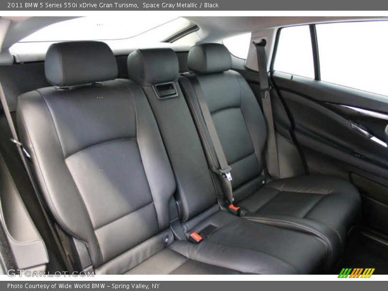 Rear Seat of 2011 5 Series 550i xDrive Gran Turismo