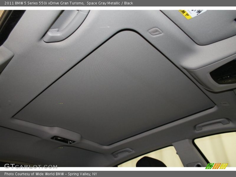 Space Gray Metallic / Black 2011 BMW 5 Series 550i xDrive Gran Turismo