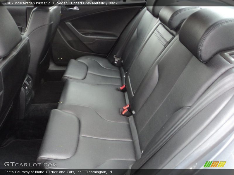 United Grey Metallic / Black 2007 Volkswagen Passat 2.0T Sedan