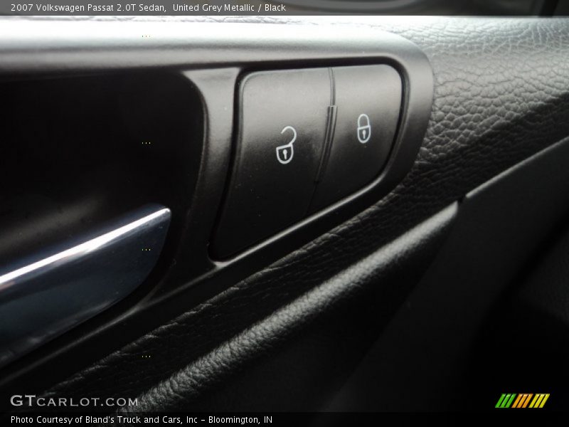 United Grey Metallic / Black 2007 Volkswagen Passat 2.0T Sedan