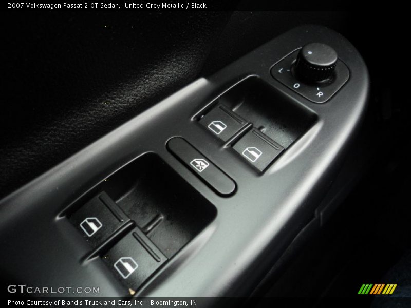 United Grey Metallic / Black 2007 Volkswagen Passat 2.0T Sedan