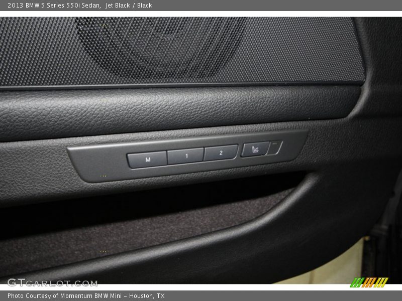 Jet Black / Black 2013 BMW 5 Series 550i Sedan