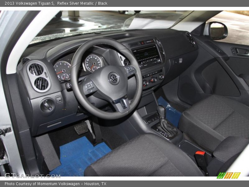 Reflex Silver Metallic / Black 2013 Volkswagen Tiguan S