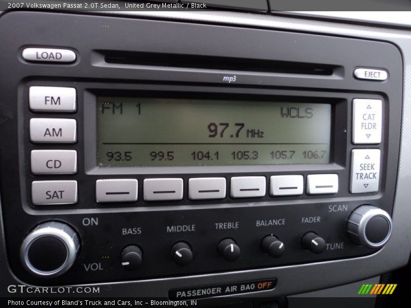 United Grey Metallic / Black 2007 Volkswagen Passat 2.0T Sedan