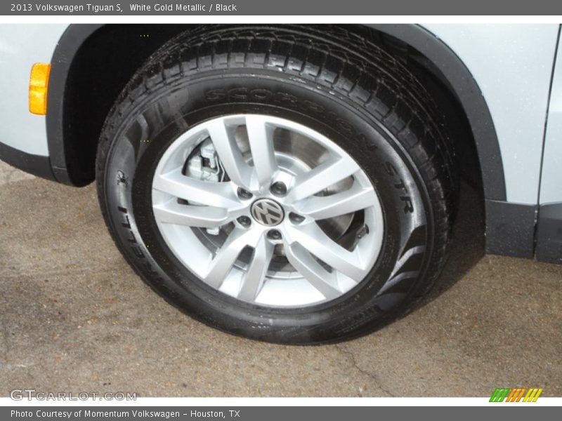 White Gold Metallic / Black 2013 Volkswagen Tiguan S