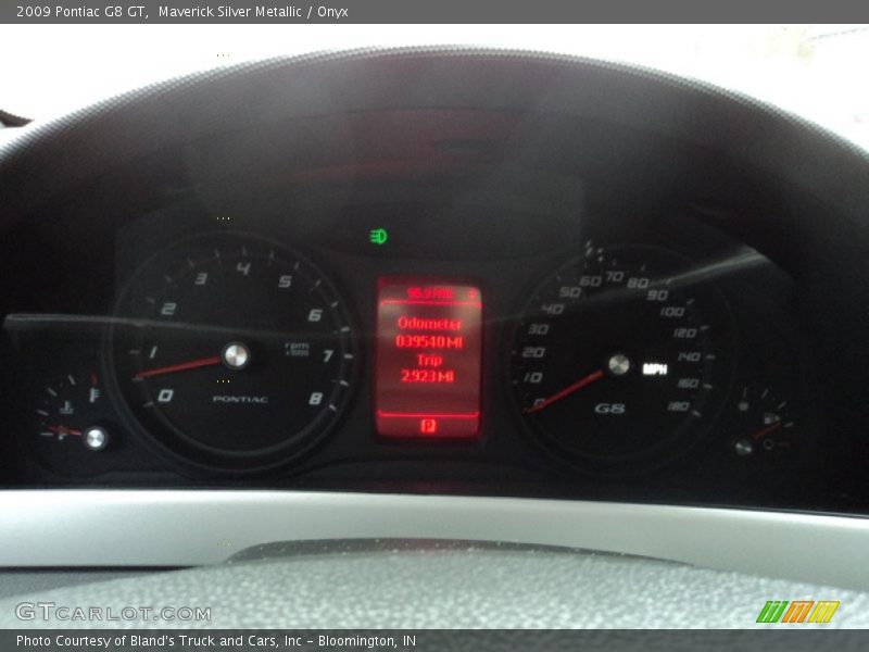 Maverick Silver Metallic / Onyx 2009 Pontiac G8 GT