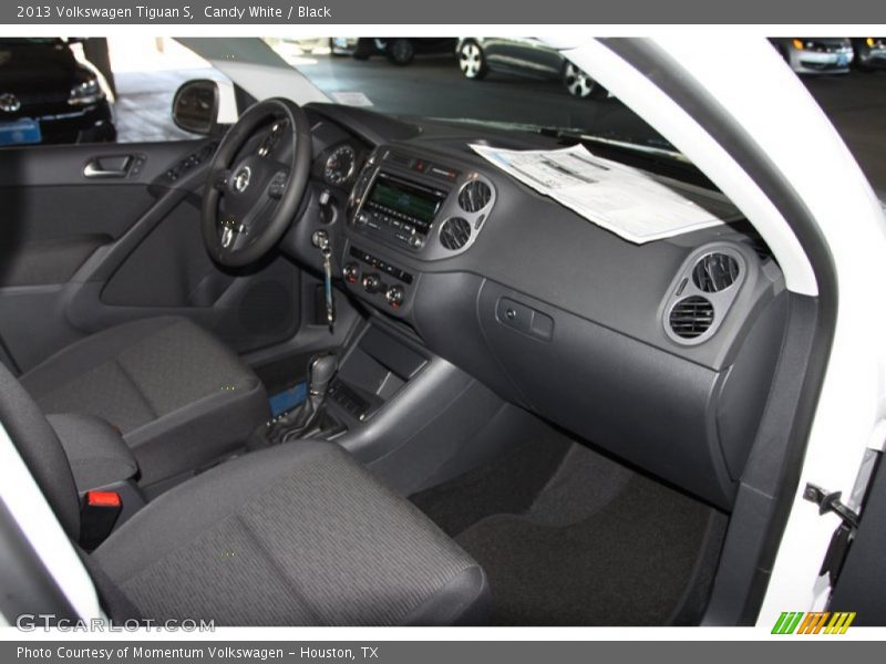 Candy White / Black 2013 Volkswagen Tiguan S