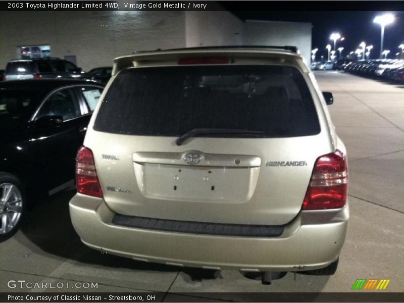 Vintage Gold Metallic / Ivory 2003 Toyota Highlander Limited 4WD
