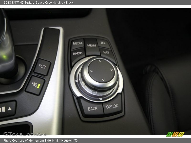 Controls of 2013 M5 Sedan