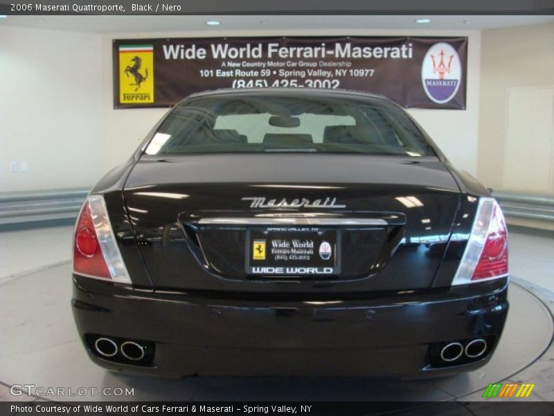 Black / Nero 2006 Maserati Quattroporte