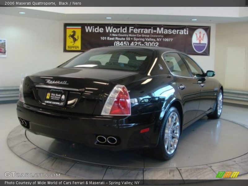 Black / Nero 2006 Maserati Quattroporte